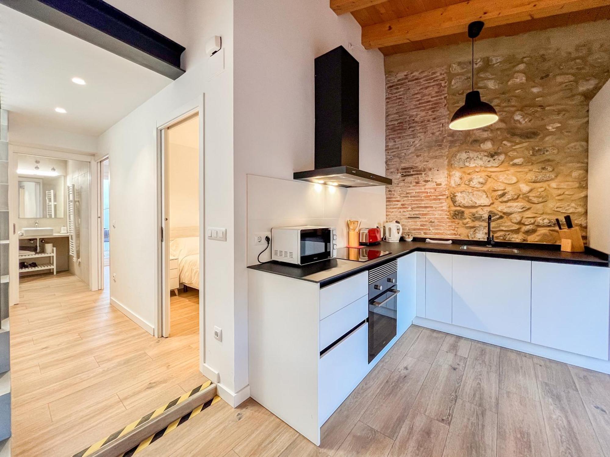 Ganganell Atic Apartamento Con Terraza En เบซาลู ภายนอก รูปภาพ